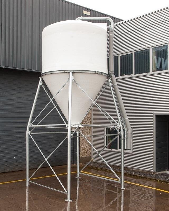 M.I.P._nv-tanks_en-silos-GVK-polyester-kunstmestsilo